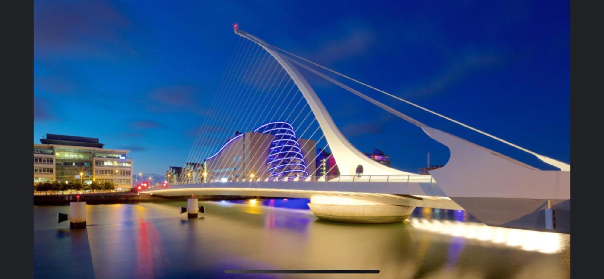 Modern Dublin City Centre Exteriör bild